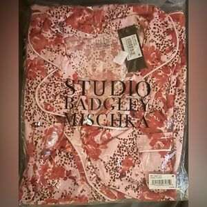 NWT Badgley Mischka Pink/Red Floral Medium Pajama Set. Top & Shorts are So Soft